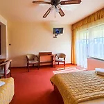 Bed & Breakfast Gemini 3*